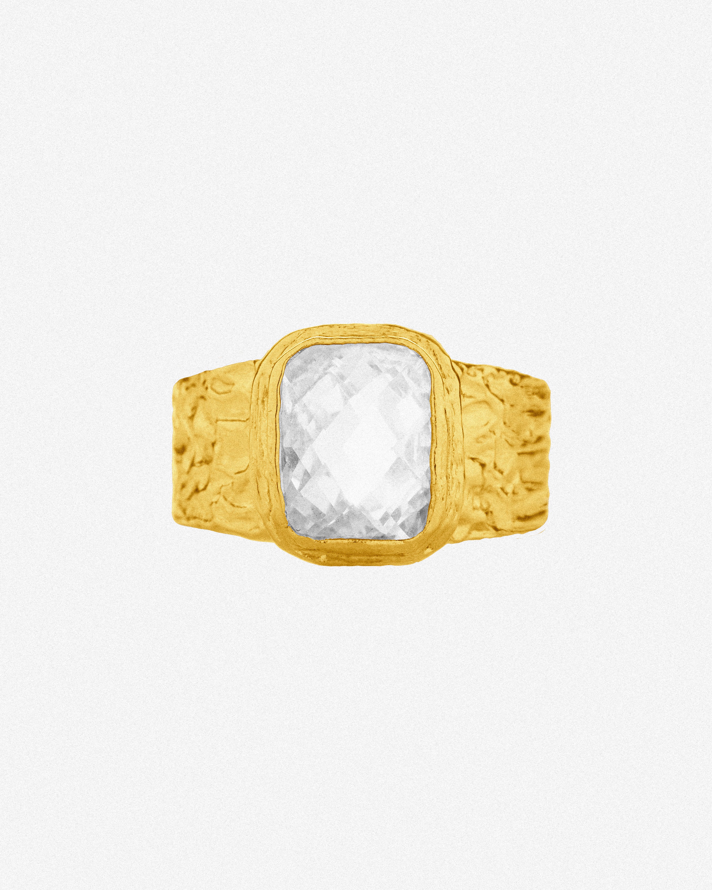 Gold Mia White